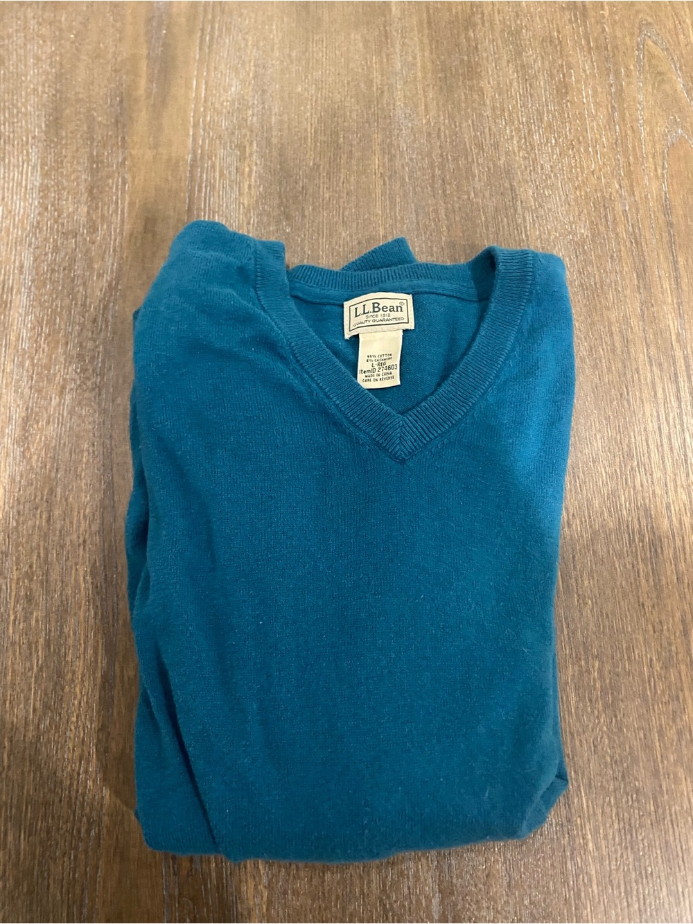 L.L. Bean Men's Teal Blue V-Neck Sweater